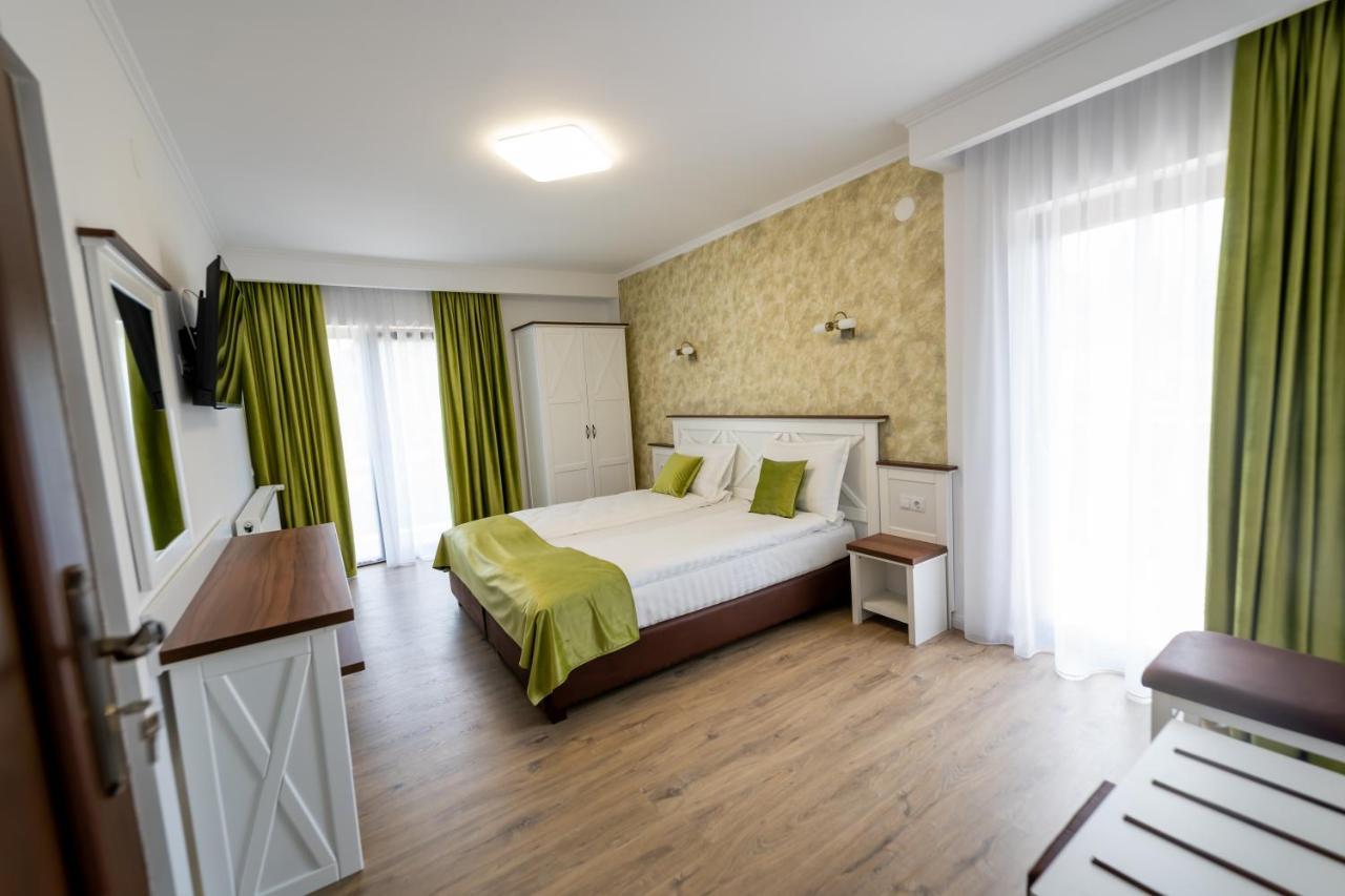 Evergreen Chalet Avrig Esterno foto