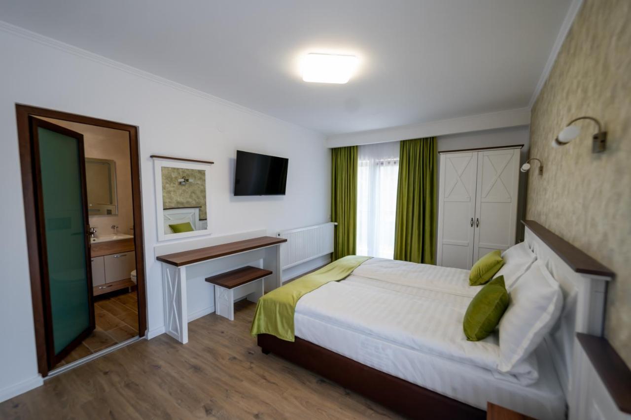 Evergreen Chalet Avrig Esterno foto
